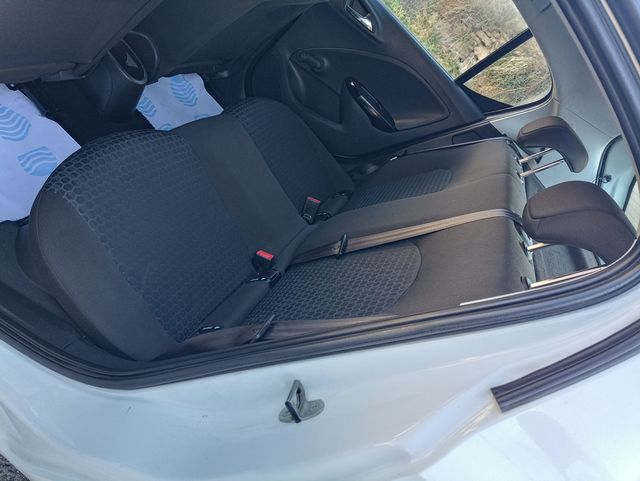 Opel Corsa 2017.POCOS KILOMETROS .COMO NUEVO.V.O