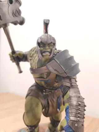 Figura Hulk Gladiador Oficial Ragnarok