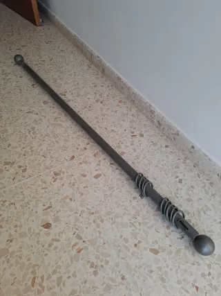 Barra de Cortina extensible gris