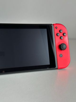 Nueva! Nintendo Switch + accesorios