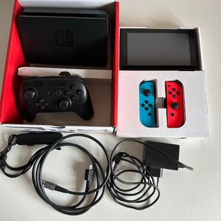 Nueva! Nintendo Switch + accesorios