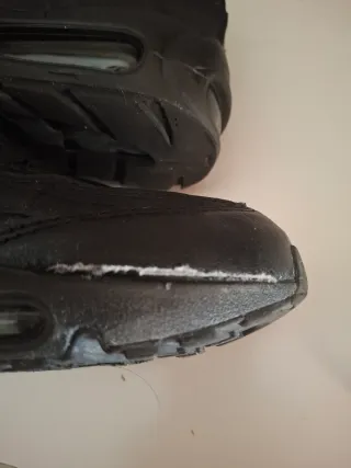 Nike Air Max 95 Negras