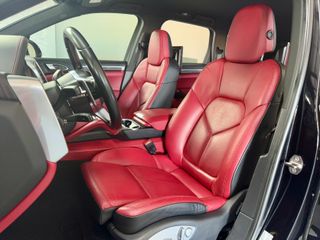 PORSCHE Cayenne Diesel Platinum Edition