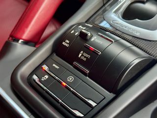 PORSCHE Cayenne Diesel Platinum Edition