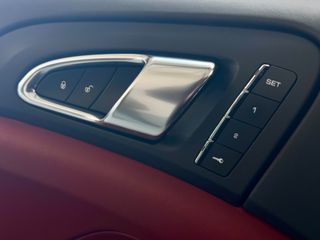 PORSCHE Cayenne Diesel Platinum Edition