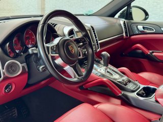PORSCHE Cayenne Diesel Platinum Edition