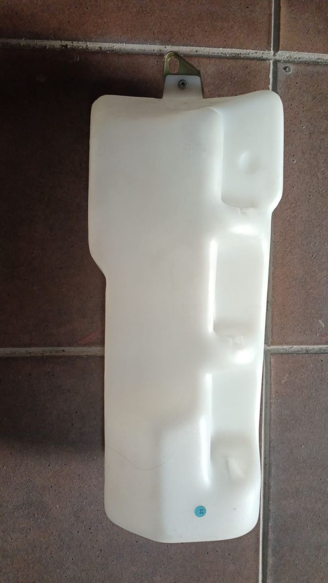 Depósito limpiaparabrisas SEAT Ibiza/Malaga