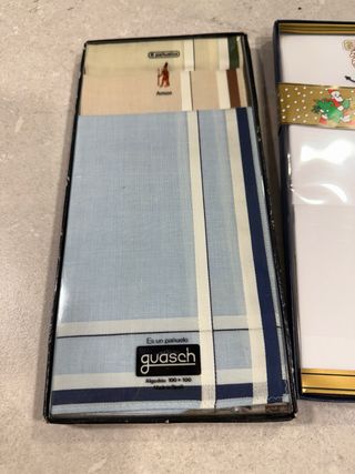 3 boxes of men's handkerchiefs Pañuelos caballero 