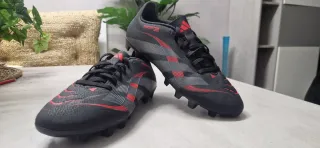 Adidas Predator Talla 40 2/3 1 uso