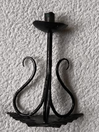 PORTAVELAS HIERRO FORJADO BODEGA TXOCO MERENDERO