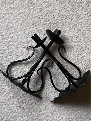 PORTAVELAS HIERRO FORJADO BODEGA TXOCO MERENDERO