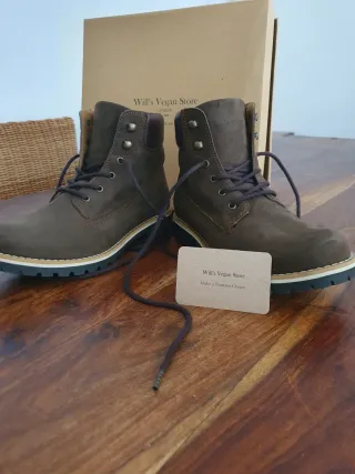 Botas veganas Will's Vegan Store marrones