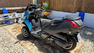 Peugeot Metropolis 400