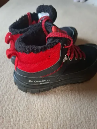 Botas Quechua niño T.33 impermeables