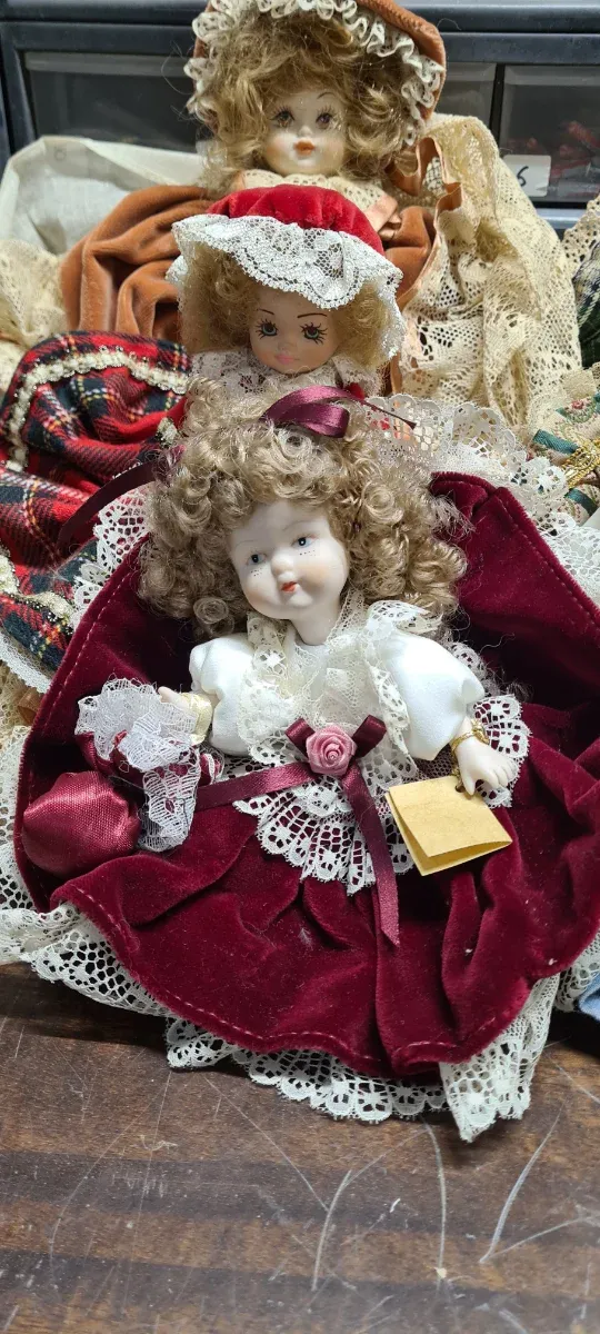 Set 6 Bambole Porcellana Antiche