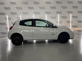 Renault Clio Authentique 1.2 16v 75 cv 3p