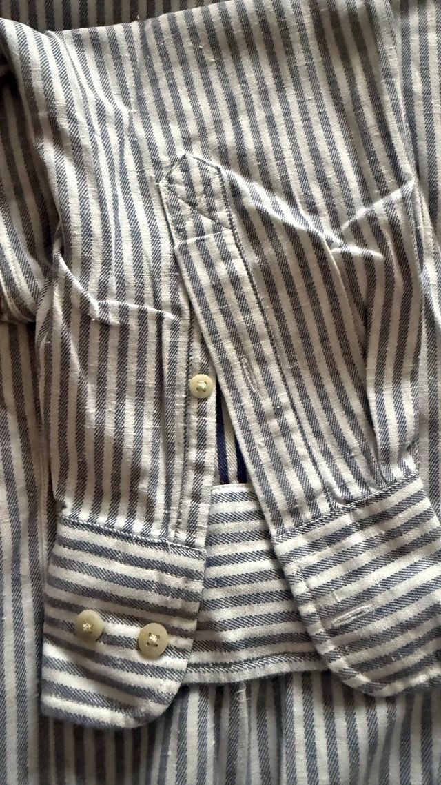 Camisa Scalpers rayas celeste talla 42 cuello Mao