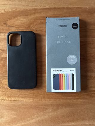 Funda Silicona Negra elogo iPhone 12
