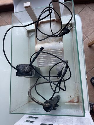 Acuario para tortugas con accesorios