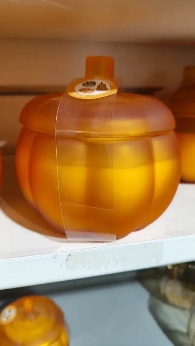 2 velas ,colección otoño pepco,1 grd y 1 peq.