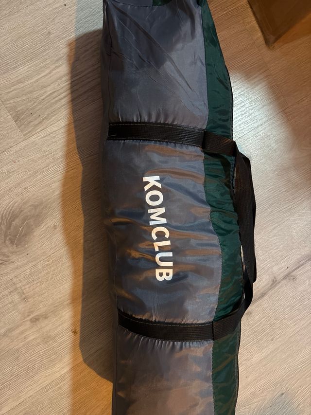 Tienda de campaña automática verde