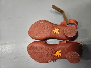 Sandalias Art Mujer Rojas Talla 37