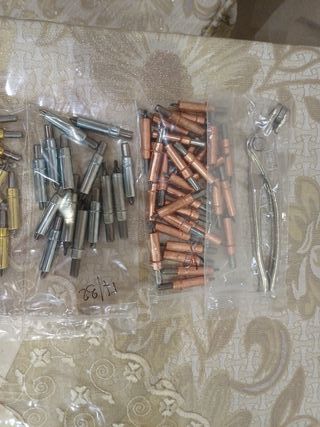 60 Clecos + pinza