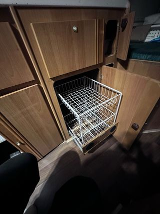 Autocaravana Benimar 6000 Diésel 6 Plazas