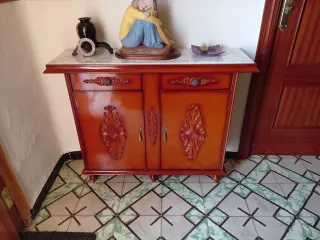 Mueble recibidor madera y mármol