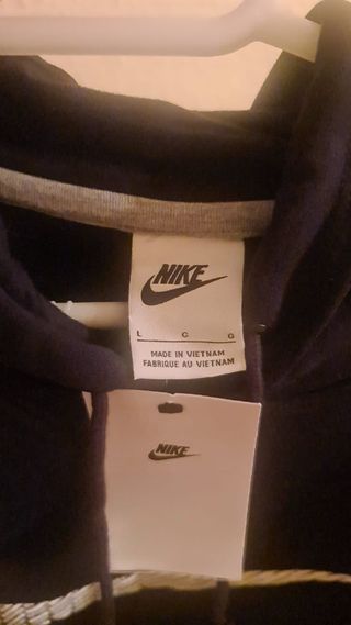 Sudadera Nike Negra con Logo blanco