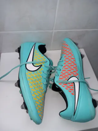 Zapatillas Fútbol Nike Magista SG Talla 8 UK