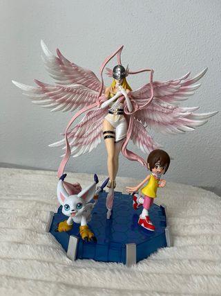 Kari y Gatomon Figuras