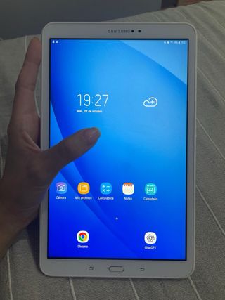 Tablet Samsung Tab A + funda protectora magnética