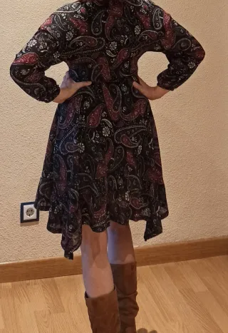 Vestido estampado paisley manga francesa