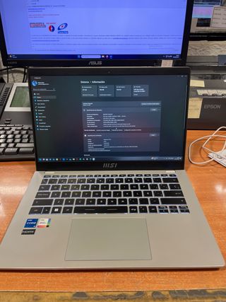 Portatile MSI Modern 14 Argento