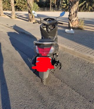 Yamaha NMAX 125cc a estrenar Moto muy cuidada.