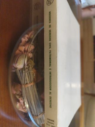 Nociones de derecho civil patrimonial e introdu...