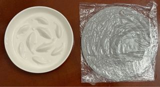 Mangiatoia in ceramica per gatti o cani di piccola taglia.