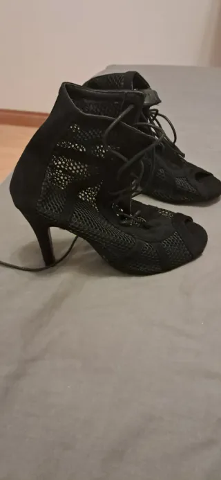 Tacones de baile de malla negros