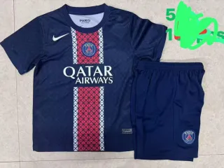 Camisetas de equipos de fútbol. Nuevas, y retros