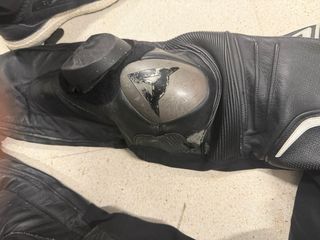 Mono Dainese D AIR Misano 2 con airbag talla 52