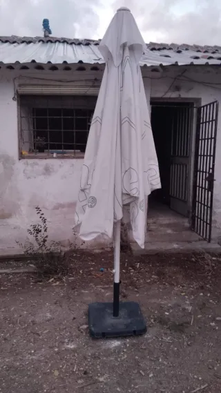 Sombrillas Heineken Blancas