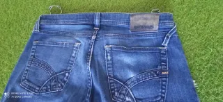 Pantalón tejano Gas desgastado