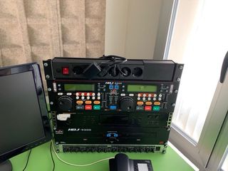 Equipo de radio/podcast AIRLAB