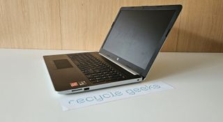 HP 15-db1xxx Ryzen 7 3700U 16GB RAM 480GB SSD