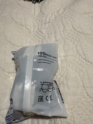 Conmutador Pulsante Simon 100
1 unidad