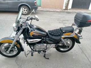 Hyosung Aquila GV 125