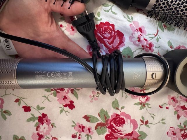 Secador Cecotec con 8 cabezales