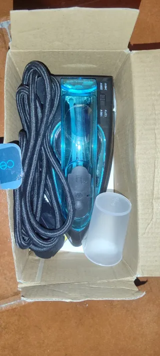 Plancha de viaje Cecotec