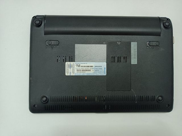 Asus Eee PC 1001px 10.1 Nero non testato.